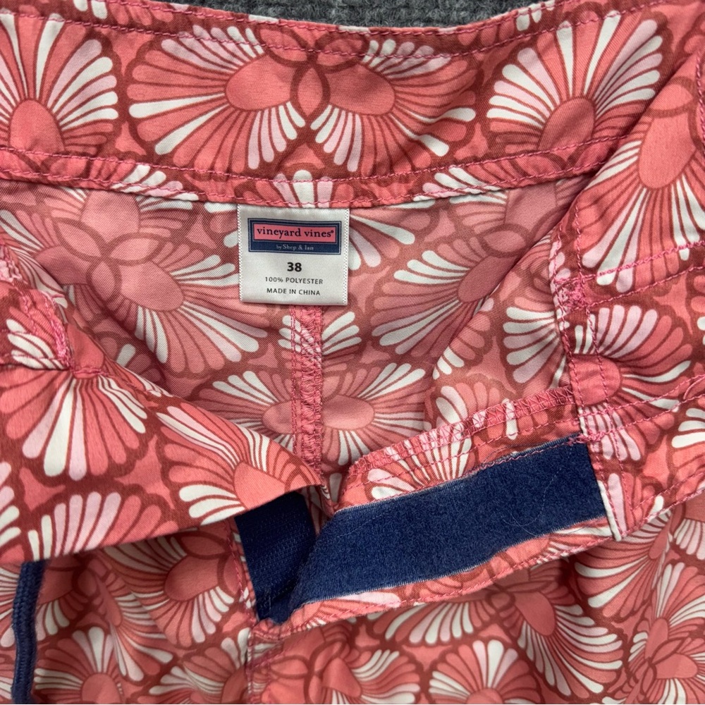 Vineyard Vines Boardshorts swim trunks Pink men's size 38 - Picture 5 of 7